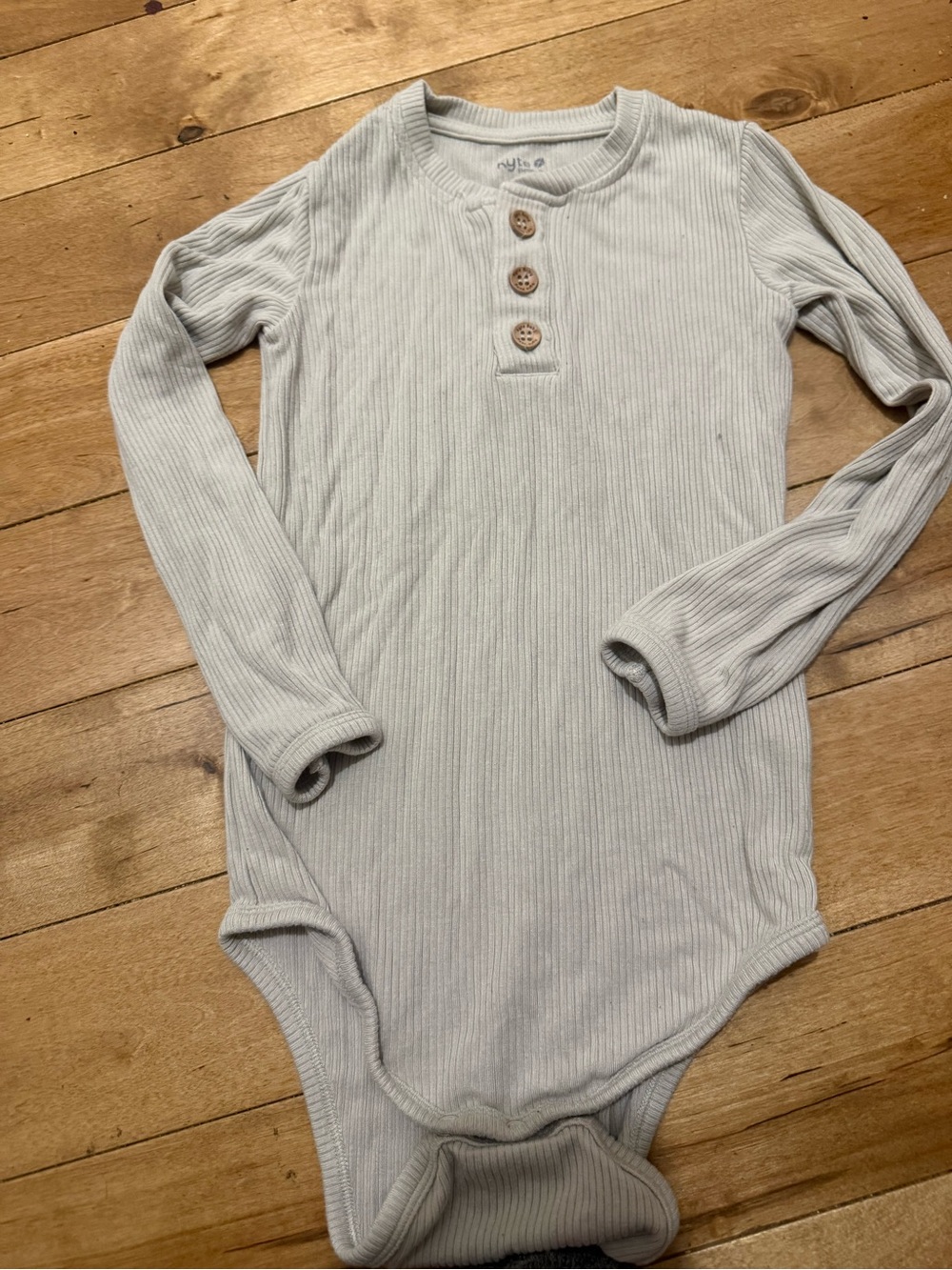 Kyte BABY Light Gray Ribbed Long-Sleeve Bodysuit